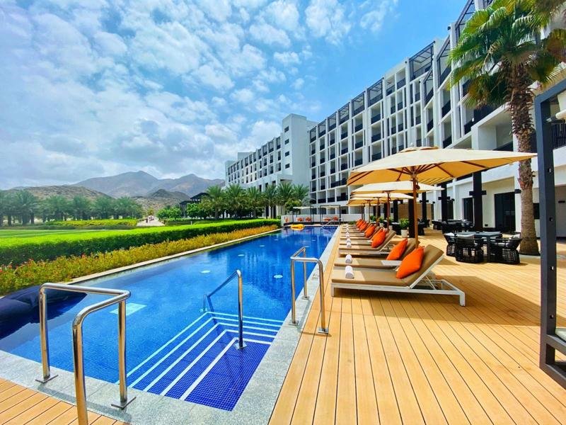 Resort – Muffin Template